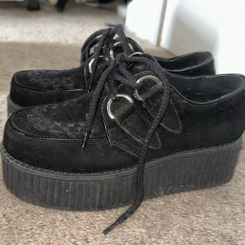 Women’s Chunky Lace Up Platform Classic Creeper Dress Shoe size 6.5 EU 37